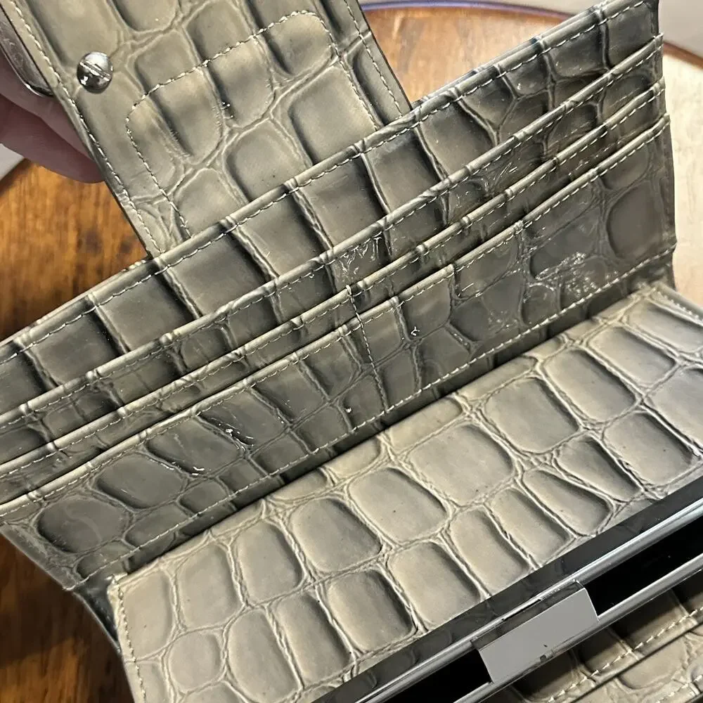 Guess Clutch Wallet Gray Mock Crocodile Leather Bifold Accordion